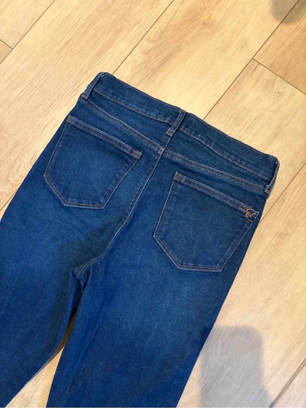 Sofia Women's Dark Blue Flared Jeans Size 6 - Picture 2 of 6